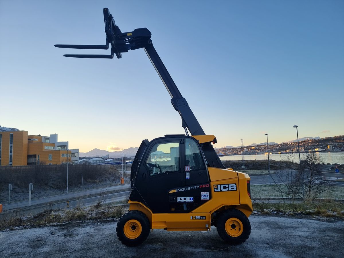 Utleie - JCB 3.5 tonns teletruck