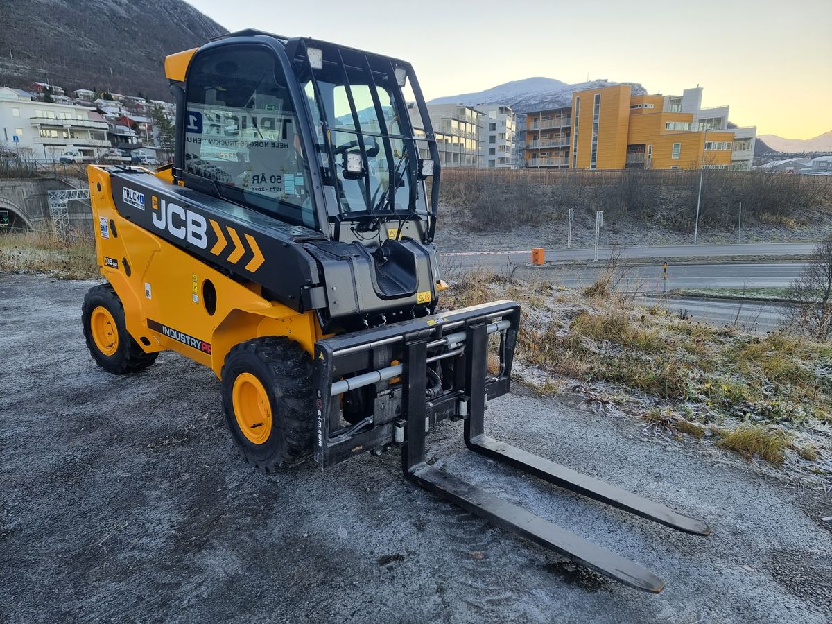 Utleie - JCB 3.5 tonns teletruck